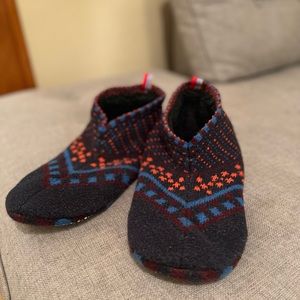 Men’s Size Large Bombas brand Gripper Slipper